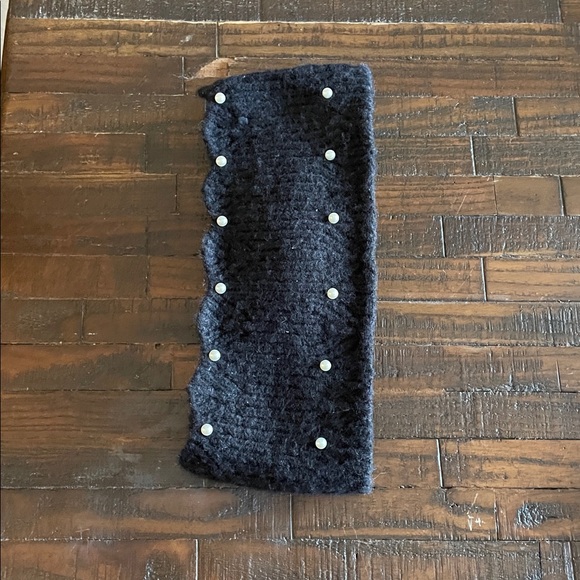 LC Lauren Conrad Black Knit Headband with Pearls - Picture 2 of 5